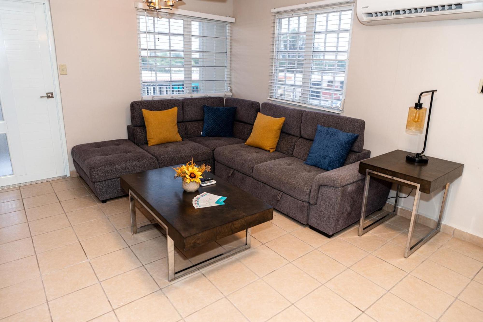 ポンセLuxury Retreat With Private Jacuzzi And Mountain Views Free Parkingアパートメント エクステリア 写真